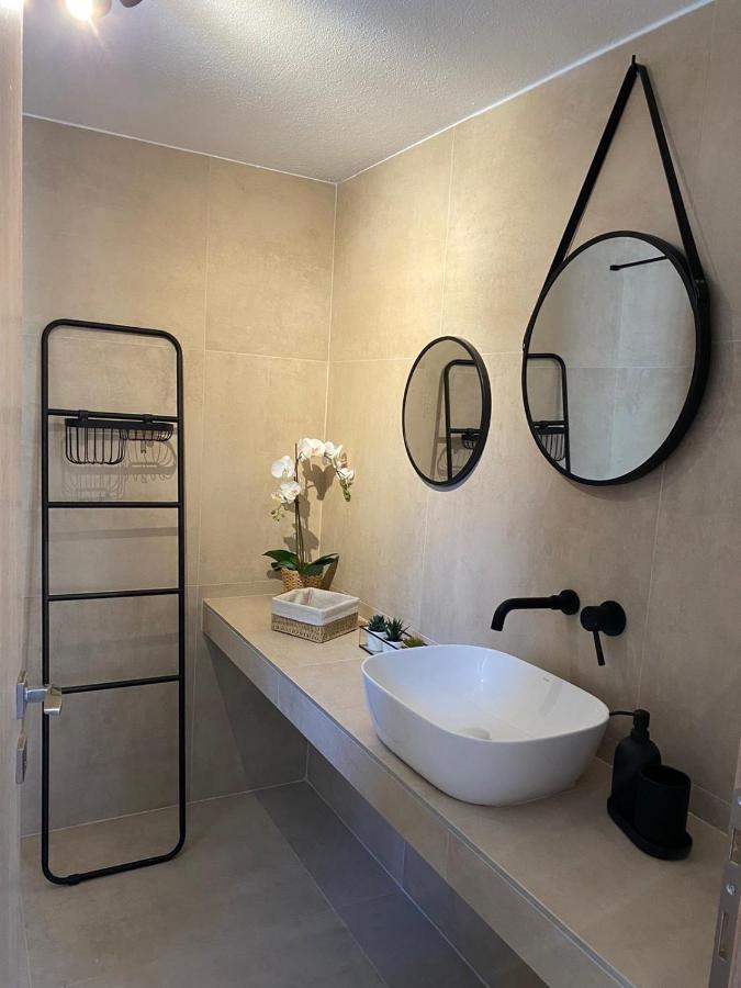 Palma Seaside Villa 1 Sarti Ngoại thất bức ảnh